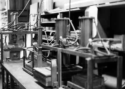 Hydraulic Press for shaping items